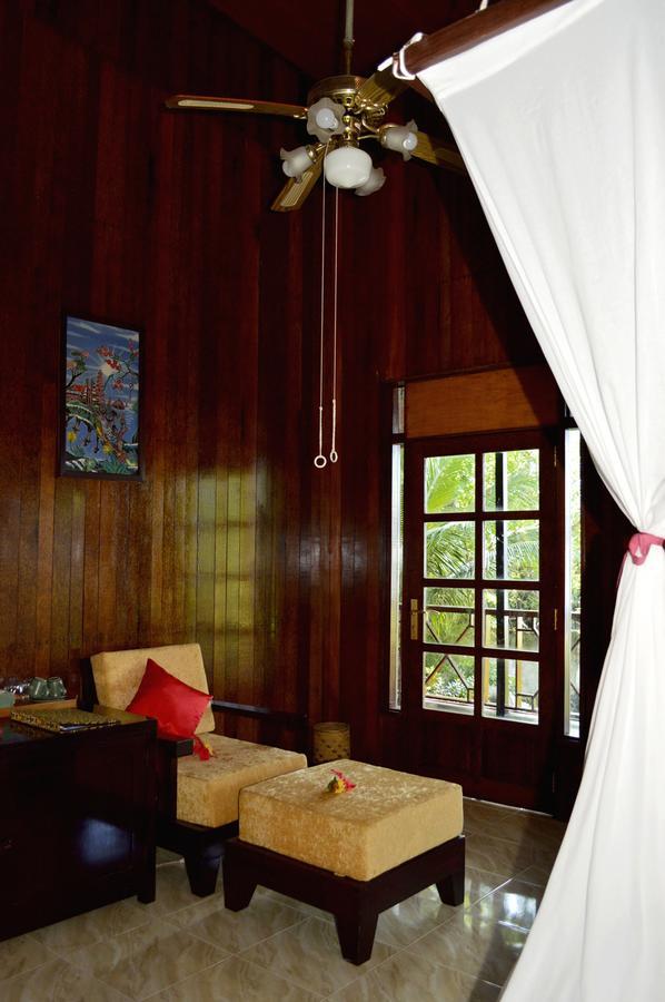 Kungkungan Bay Resort Bitung Ngoại thất bức ảnh