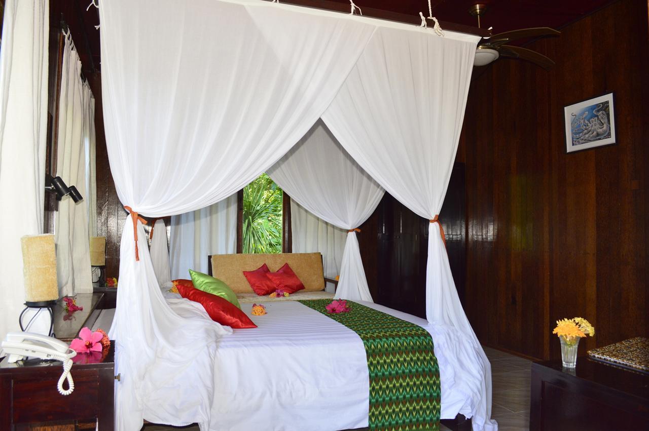 Kungkungan Bay Resort Bitung Ngoại thất bức ảnh