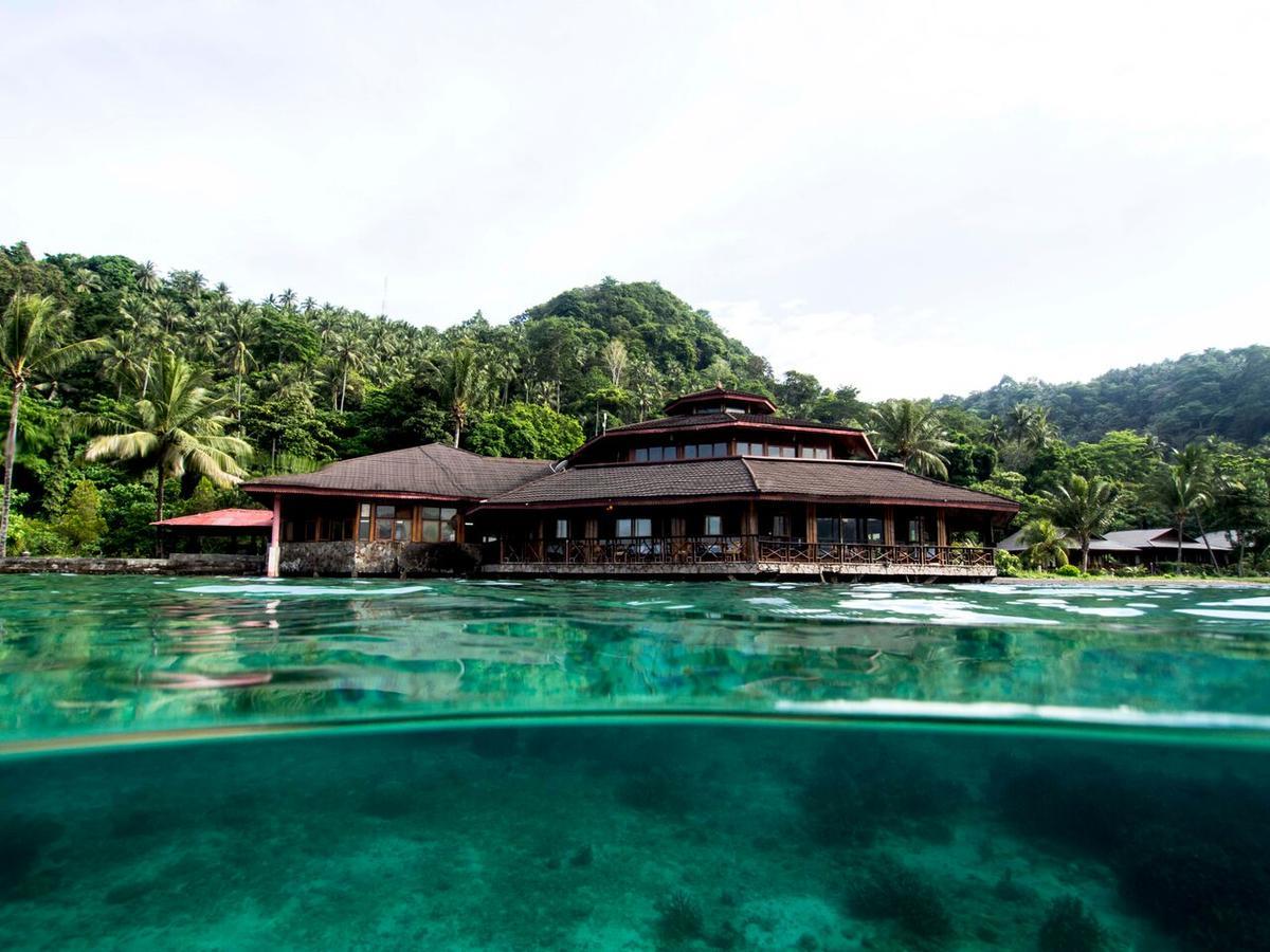 Kungkungan Bay Resort Bitung Ngoại thất bức ảnh
