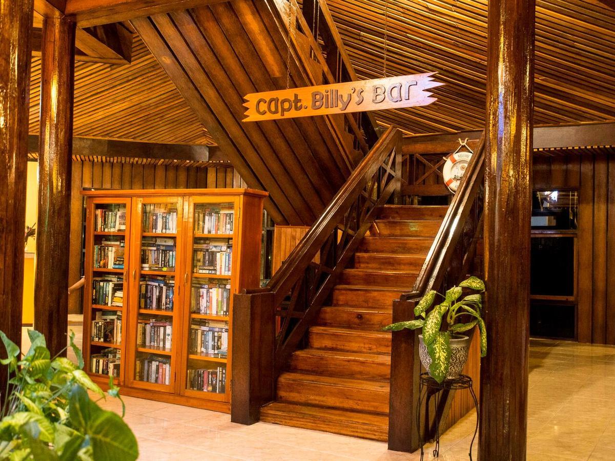 Kungkungan Bay Resort Bitung Ngoại thất bức ảnh