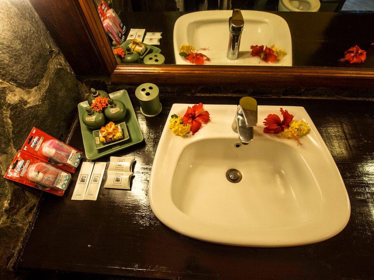 Kungkungan Bay Resort Bitung Ngoại thất bức ảnh