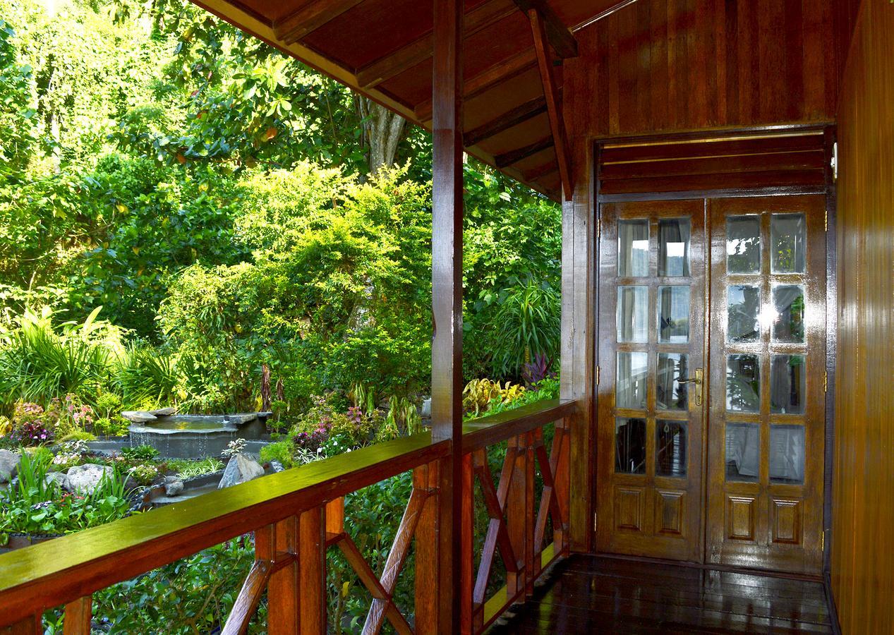 Kungkungan Bay Resort Bitung Ngoại thất bức ảnh